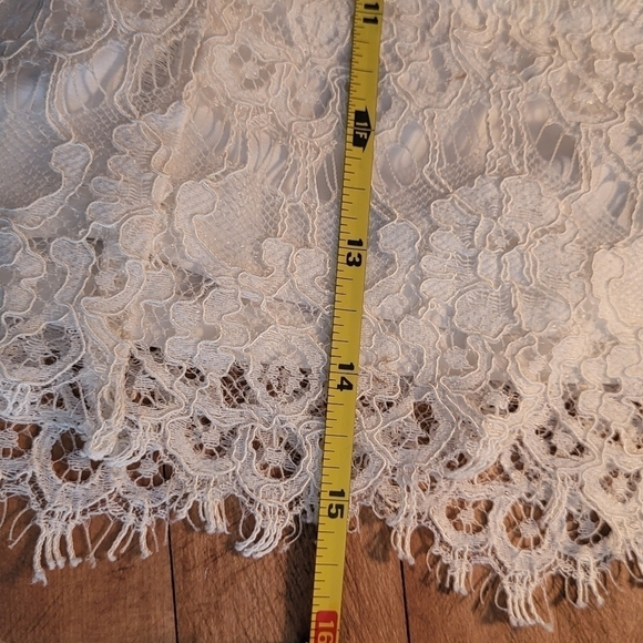 The Kooples Cream Lace Front Fold Mini Skirt Size 6 - Picture 9 of 11
